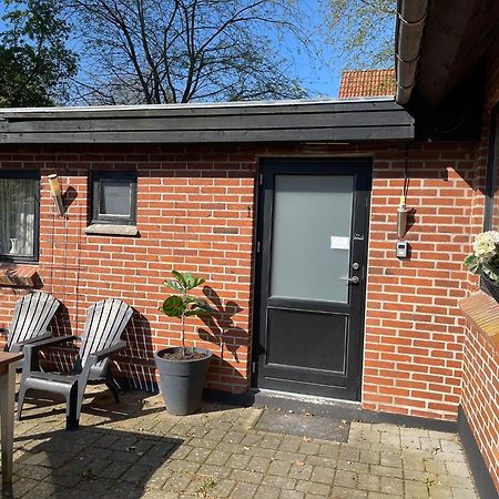 5 Minute Walk To Lego House - Perfect Location - Studio Room With Private Entrance - Garden On Site Billund Ngoại thất bức ảnh